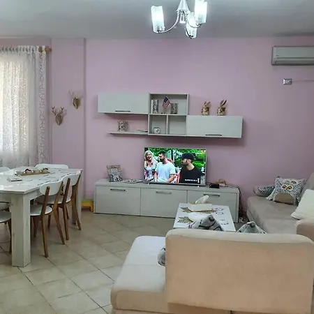 Tatil Evi House Golem (Tirana)